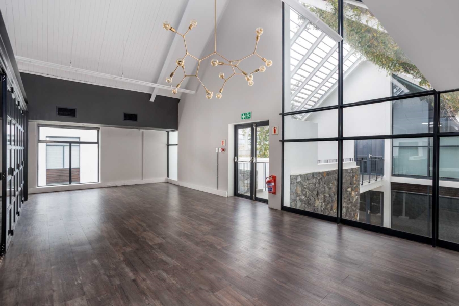 To Let Commercial Property for Rent in Val De Vie Estate Western Cape